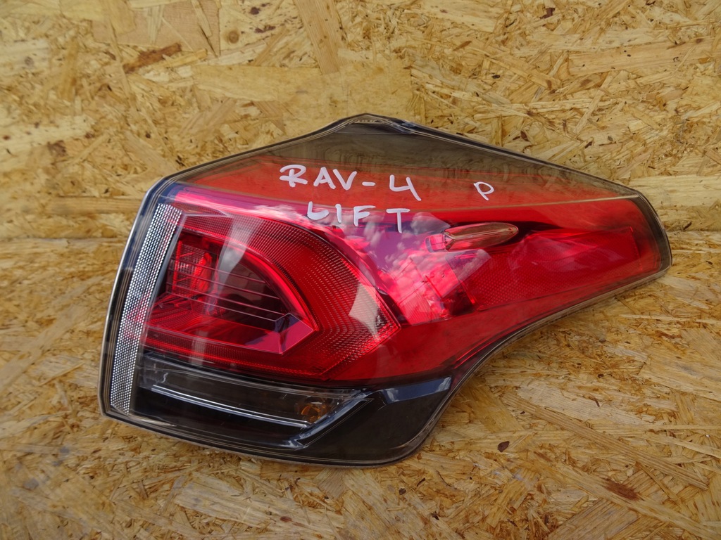 фото №1, Toyota rav4 iv lift лампа задняя правая правый