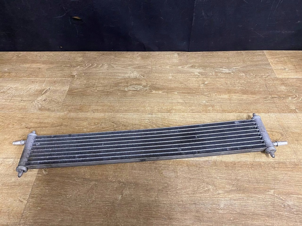 фото №1, Дополнительная радиатор wody land rover оригинальный номер cpla-8d010-aa