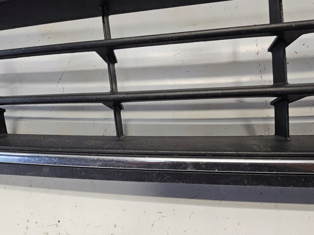 фото №13, Решітка радіатора решітка бампера vw jetta 5c6853677