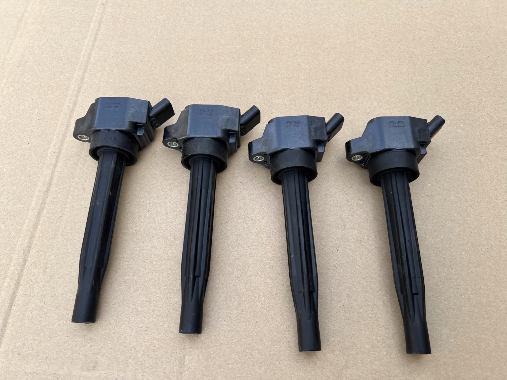 фото №1, Hyundai tucson iv катушка зажигания 1.6 hybrid 273012m417