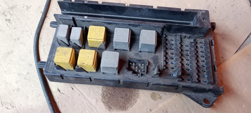 Купить Коробка предохранителей mercdes sprinter vw crafter 06-17 год 518817028