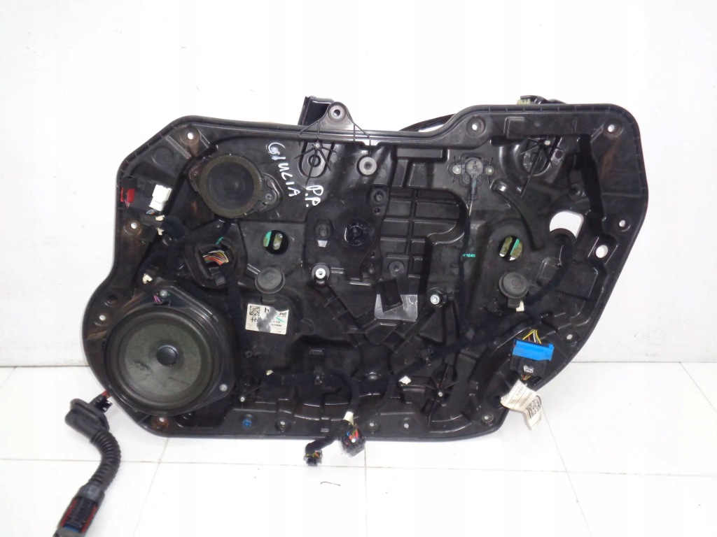 фото №3, Alfa romeo giulia подъемник стекло правый перед