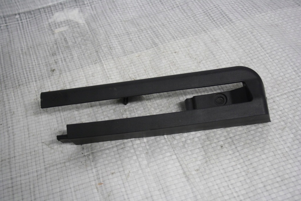 фото №5, Захист напрямна сидіння audi a4 b6 8e0881479