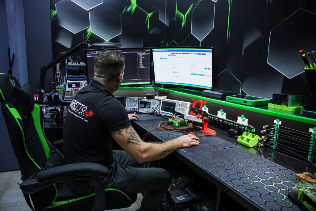 Турбонагнетатель tubina электрическая vag 057145601 восстановленная гарантия Киев