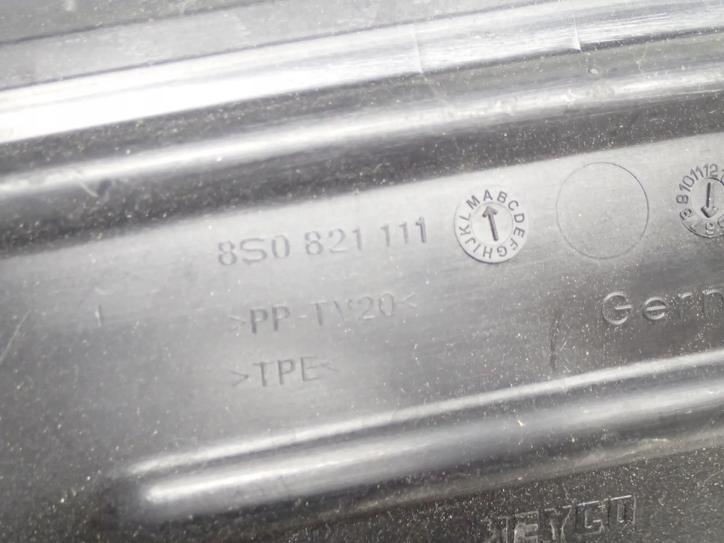 фото №5, Audi tt 8s молдинг ліва шумоізоляція крила 8s0821111