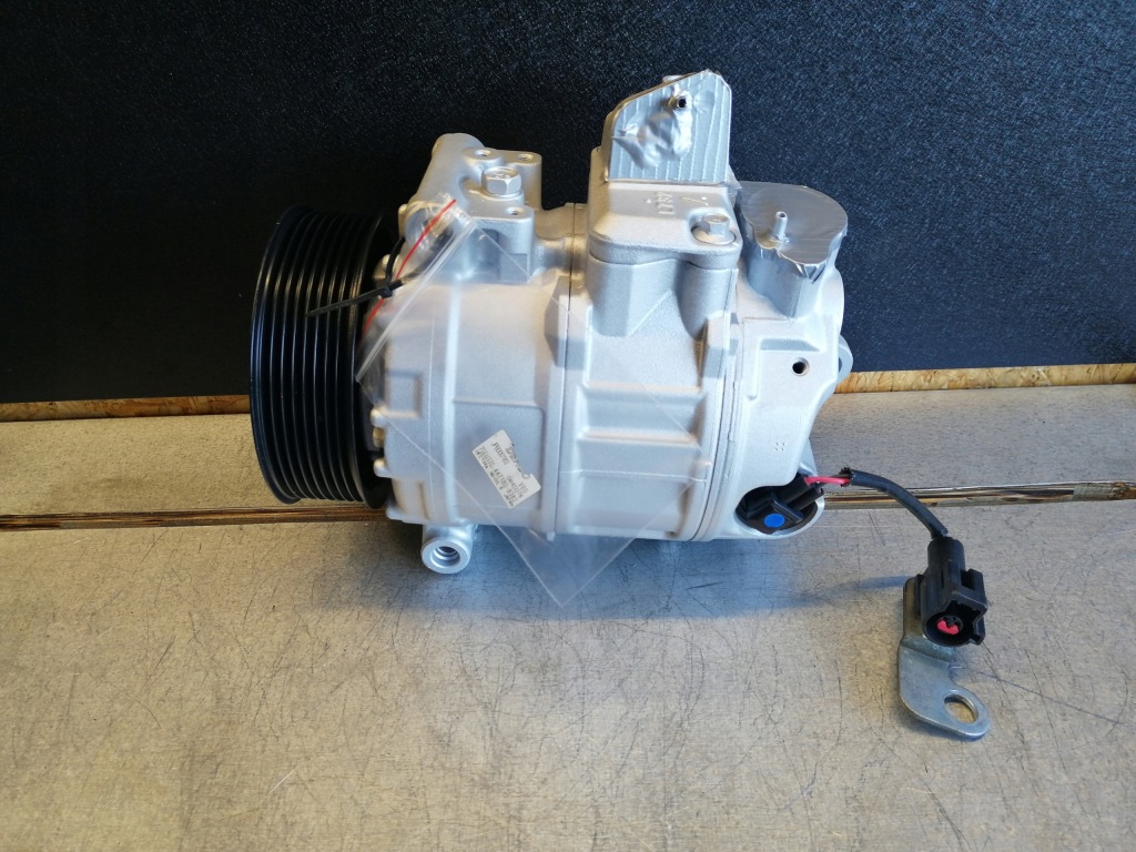 фото №1, Компрессор кондиционера land rover jpb000183