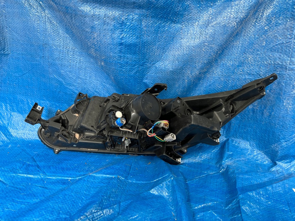 фото №3, Mitsubishi eclipse cross правая лампа full led