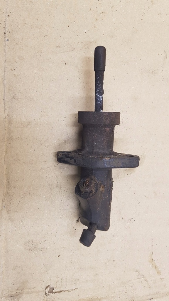 фото №1, Цилиндр сцепления помпа сцепления bmw e36 1.8is