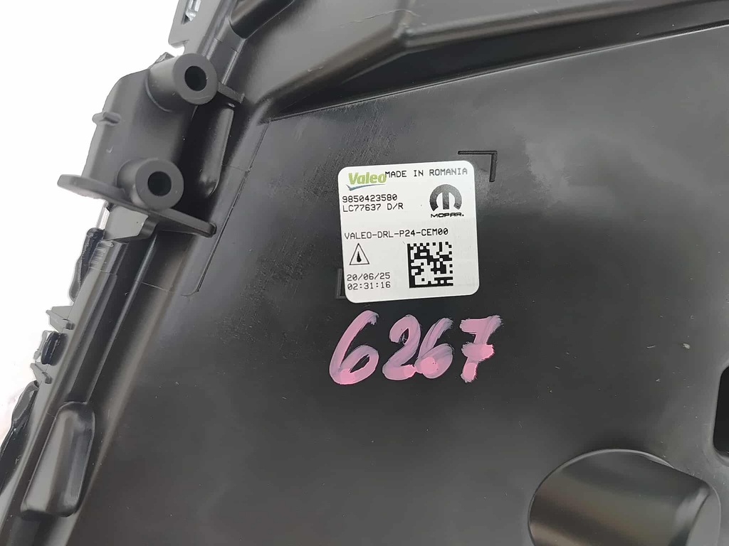 фото №7, Peugeot e-208 e-2008 ii lift 23- противотуманная фара led drl правый новый оригинальный номер 6267