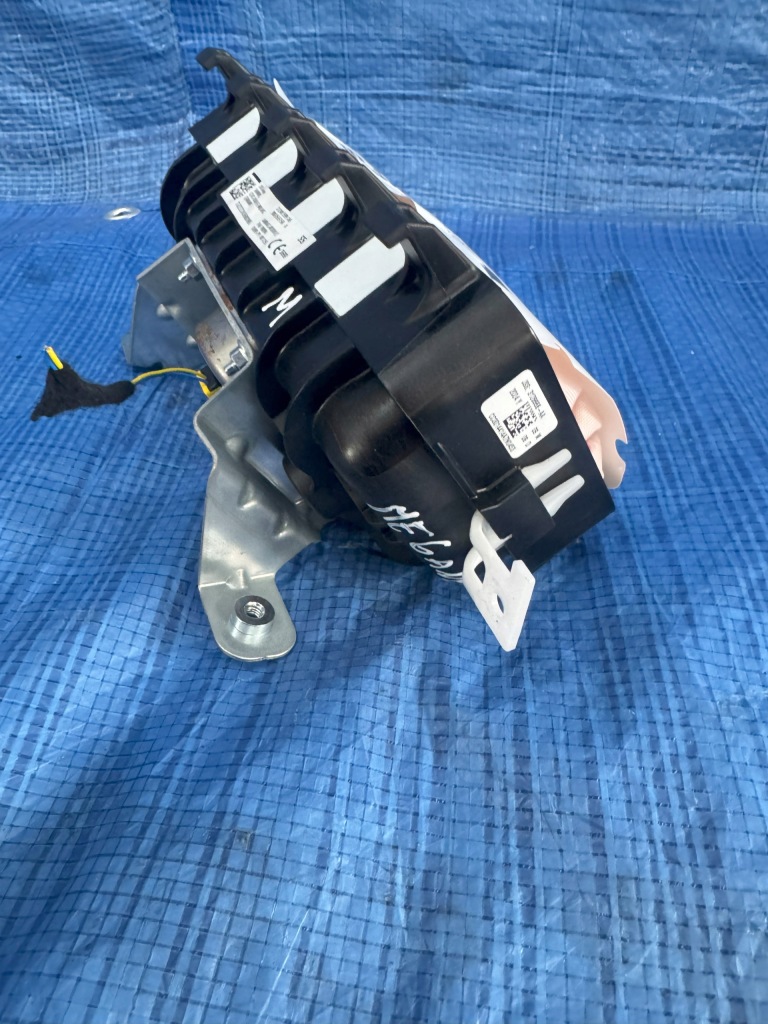 фото №4, Подушка повітряна подушка безпеки пасажира renault megane v e-tech 985155575r