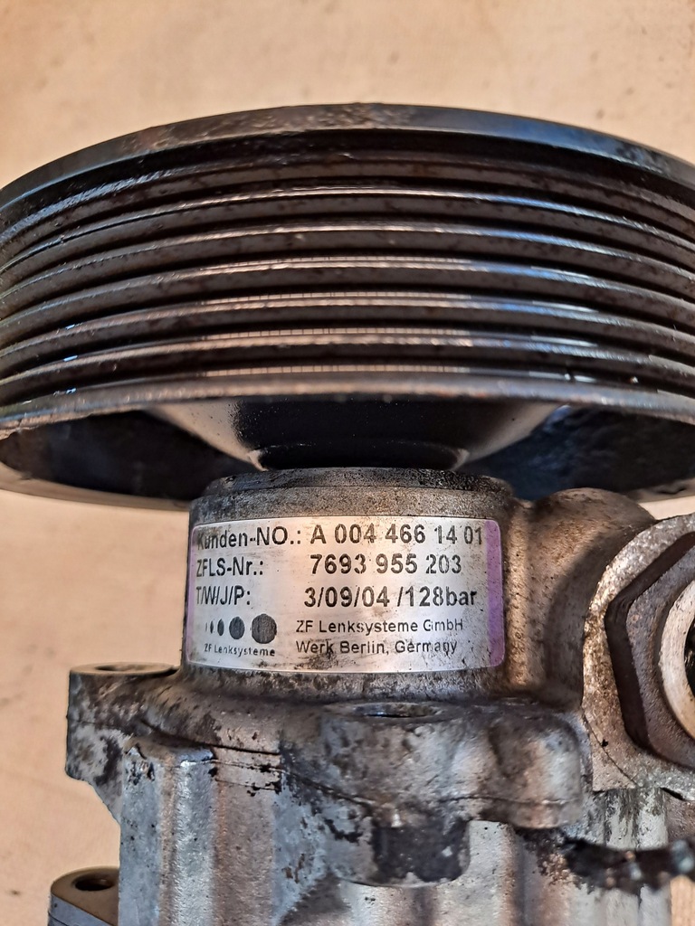 фото №6, Насос підсилювача mercedes w211 3.2b v6 a0044661401