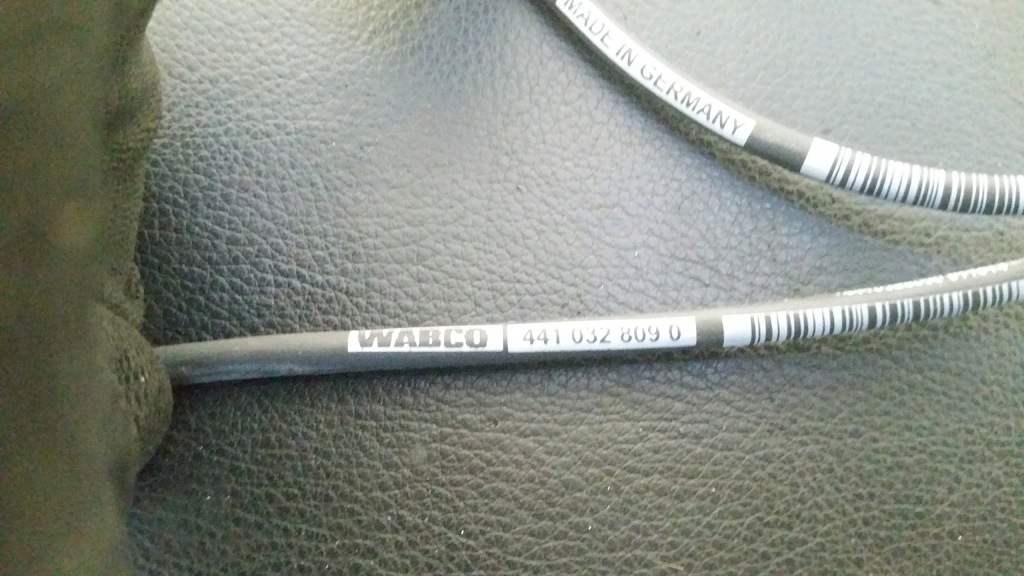 Датчик abs 4410328090 комплект  do напівпричепа bpw atego Оригінал