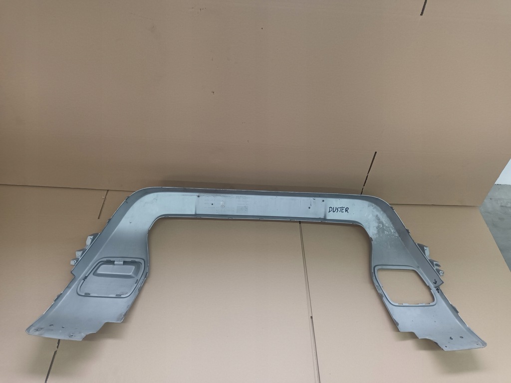 фото №7, Решітка середня молдинг передня dacia duster ii перед