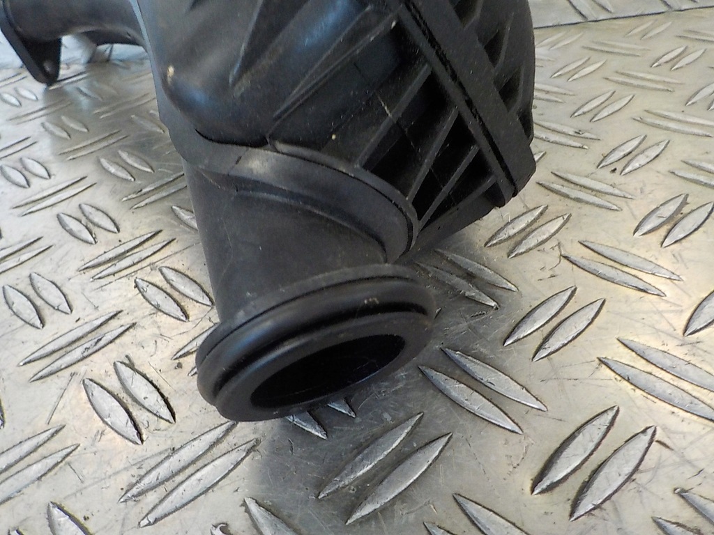 фото №4, Volvo xc60 08-17 wąż труба шланг повітря