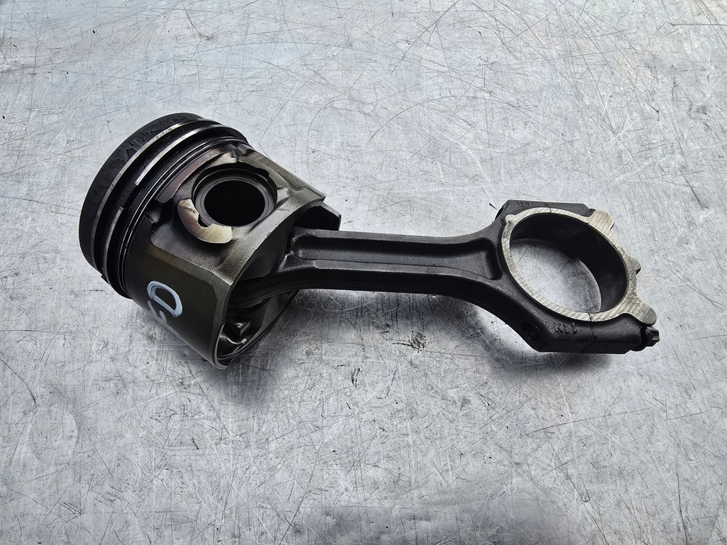 фото №1, Поршень carens sportage hyundai ix35 ix40 tucson 1.7 crdi pc77 d4fd шатун