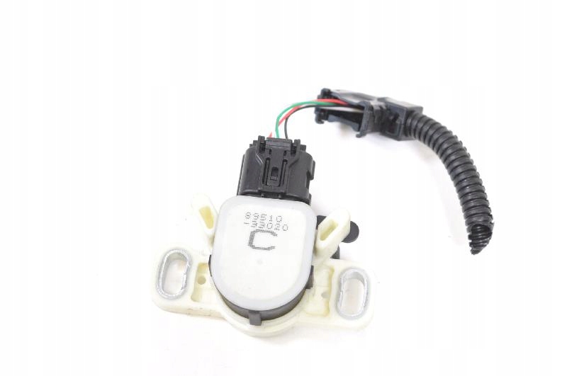 фото №1, Lexus rc 300h 2016 rhd перемикач датчика педалі гальма