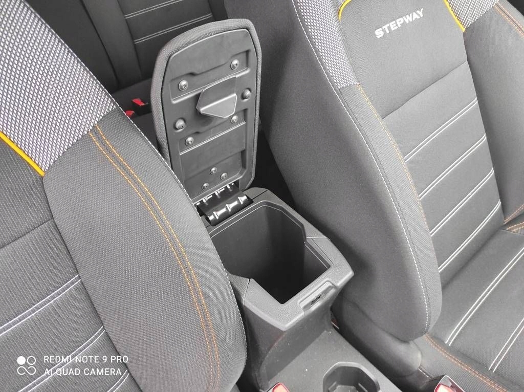 фото №12, Dacia sandero stepway iii сиденье левый правый kpl заднее сиденье подголовник обшивка дверь