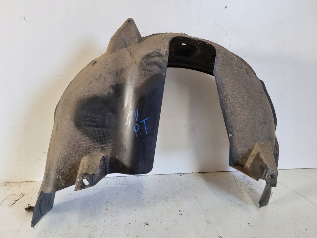 фото №1, Opel astra j z176 подкрылок правый задняя