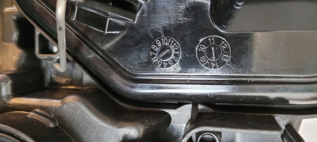 фото №13, Лампа ліва перед volvo c30 lift 2010- ксенон