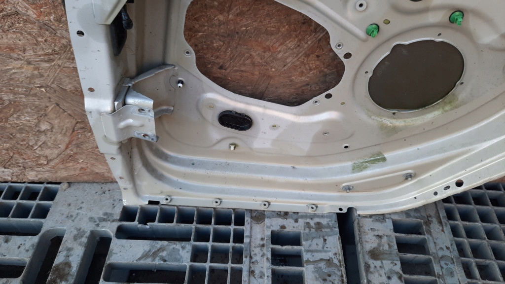 фото №6, Рама рамка двері лівий задня volkswagen golf v 07r