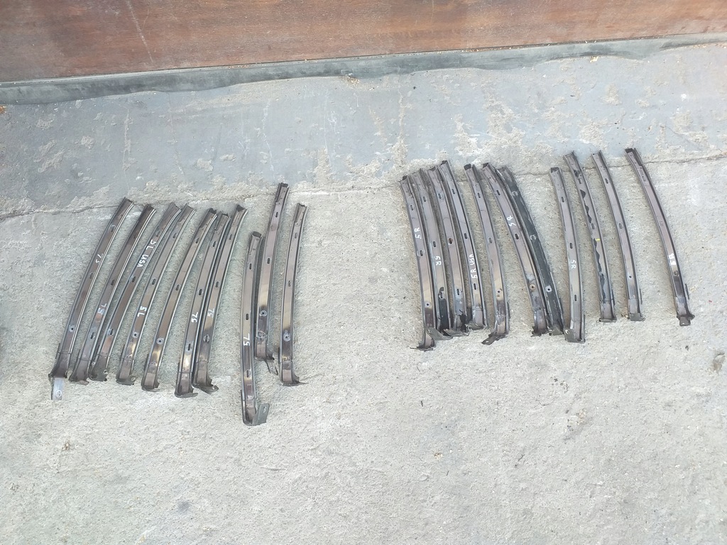 фото №1, Toyota celica v 5 молдинг прокладка стекло дверь