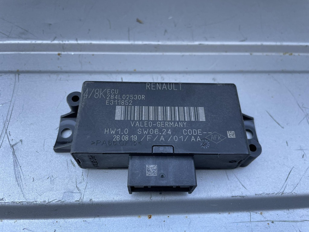 фото №1, Renault clio v модуль pdc ideał 284l02530r