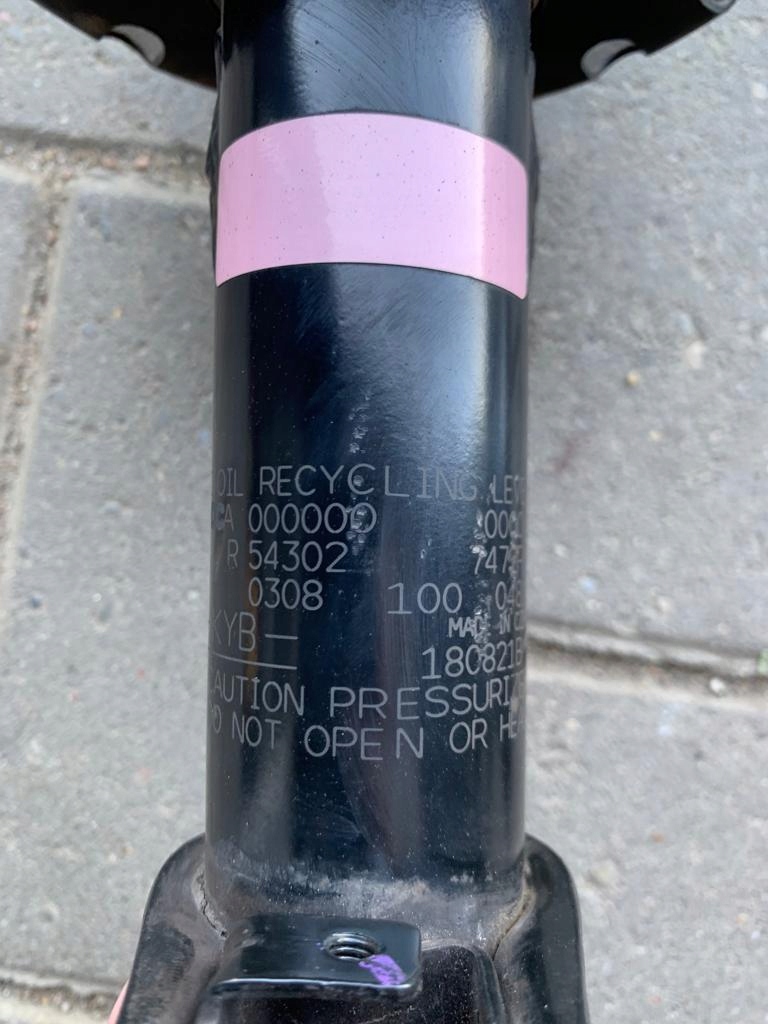 фото №2, Важіль правий амортизатор renault twingo iii