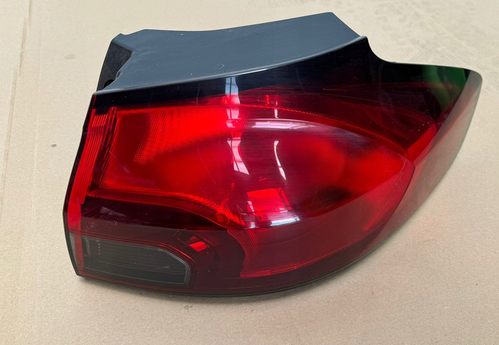 фото №1, Opel zafira c лампа задняя левая 338834753