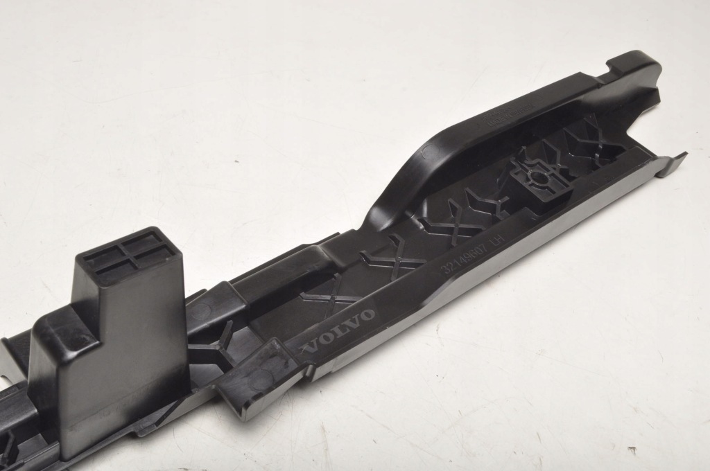 фото №7, Volvo xc60 ii направляющая направляющая багажника левая 32149607