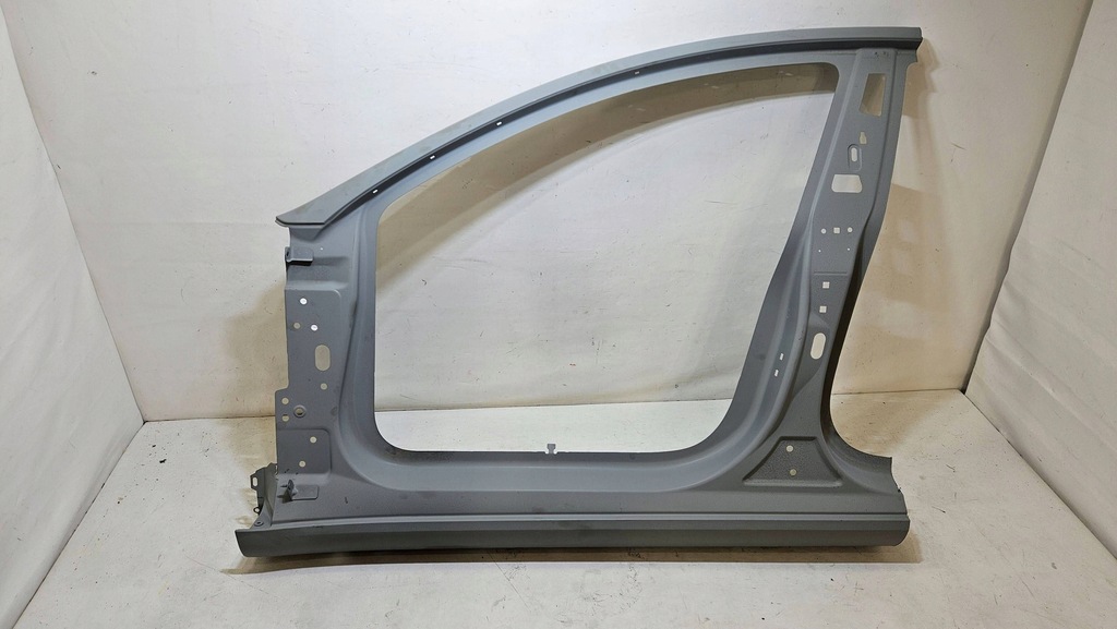 фото №1, Блок двигуна поріг bok обшивка ліва tesla model 3 nowe оригінал 1073673-st-b