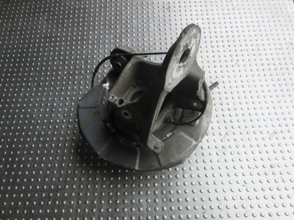 фото №8, Bmw x6 e71 поворотний кулак задня з abs 235km 4wd