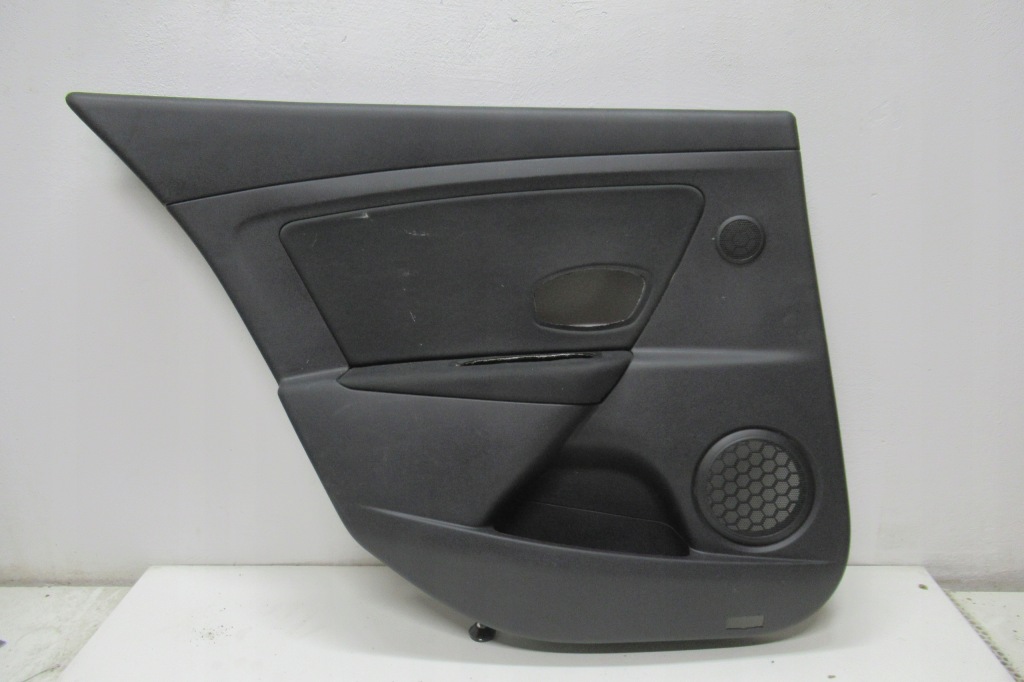 фото №1, Renault megane iii обшивка дверь левый задняя kombi