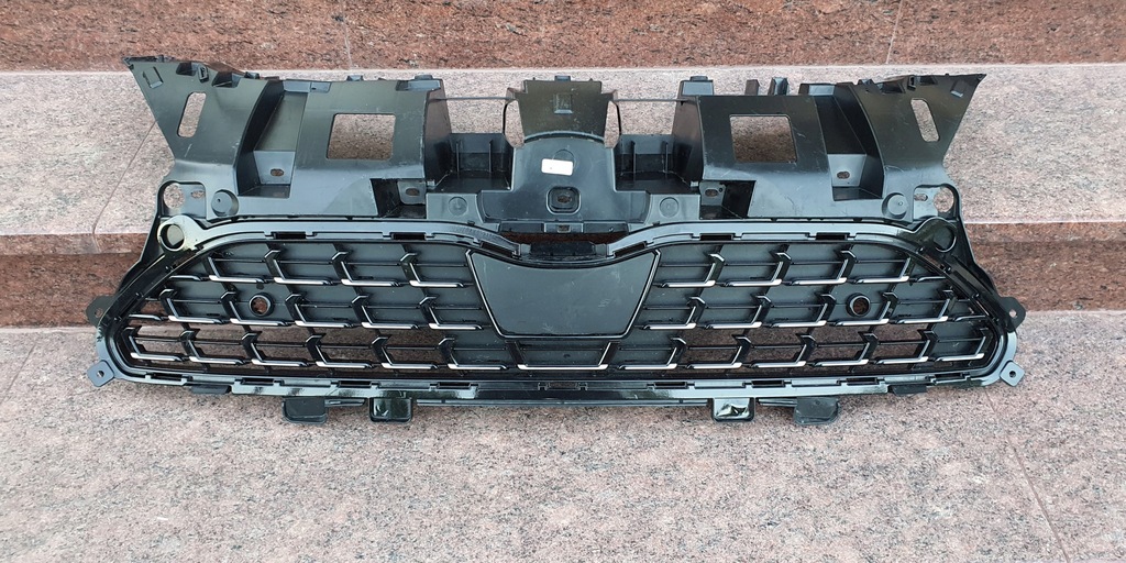 фото №1, Toyota yaris cross решётка радиатора решётка радиатора решётка бампера