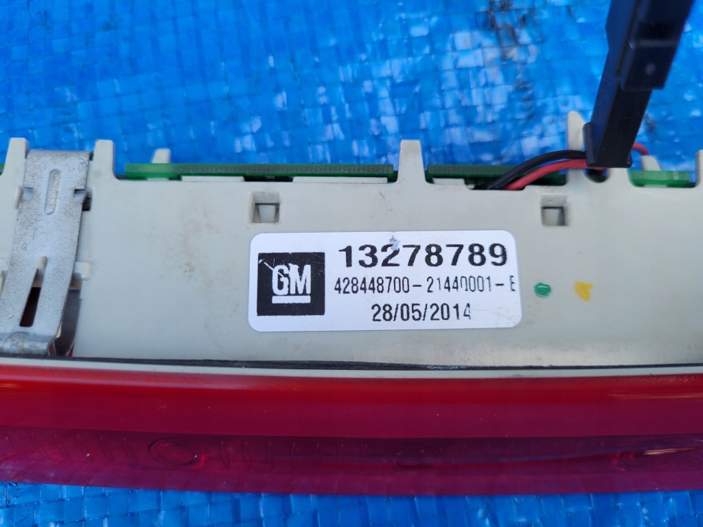 Opel-części zafira c ліхтар стоп кришки задні задні led 13278789 Доставка