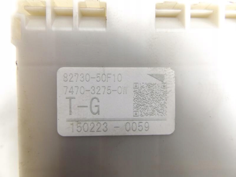 Lexus ls iv 600hl 5.0 lift коробка запобіжників Зі Шроту