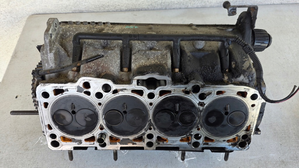 Купить Головка vw golf v 1.9 tdi axr