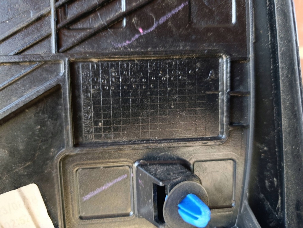 фото №10, Накладка крышки задняя hyundai ioniq v 5 2020- 87326-gi000