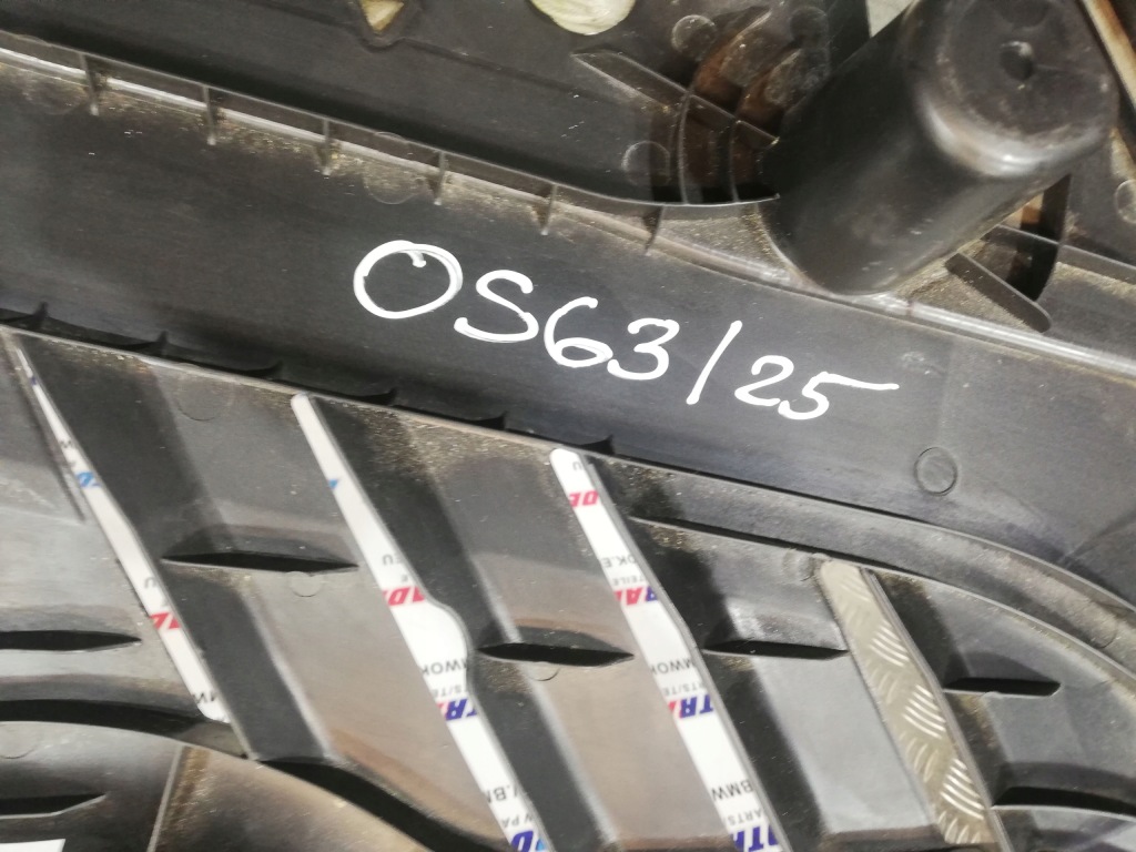 Bmw 8 g14 захист підвіска бака пального права 7374700 42 km в Україні