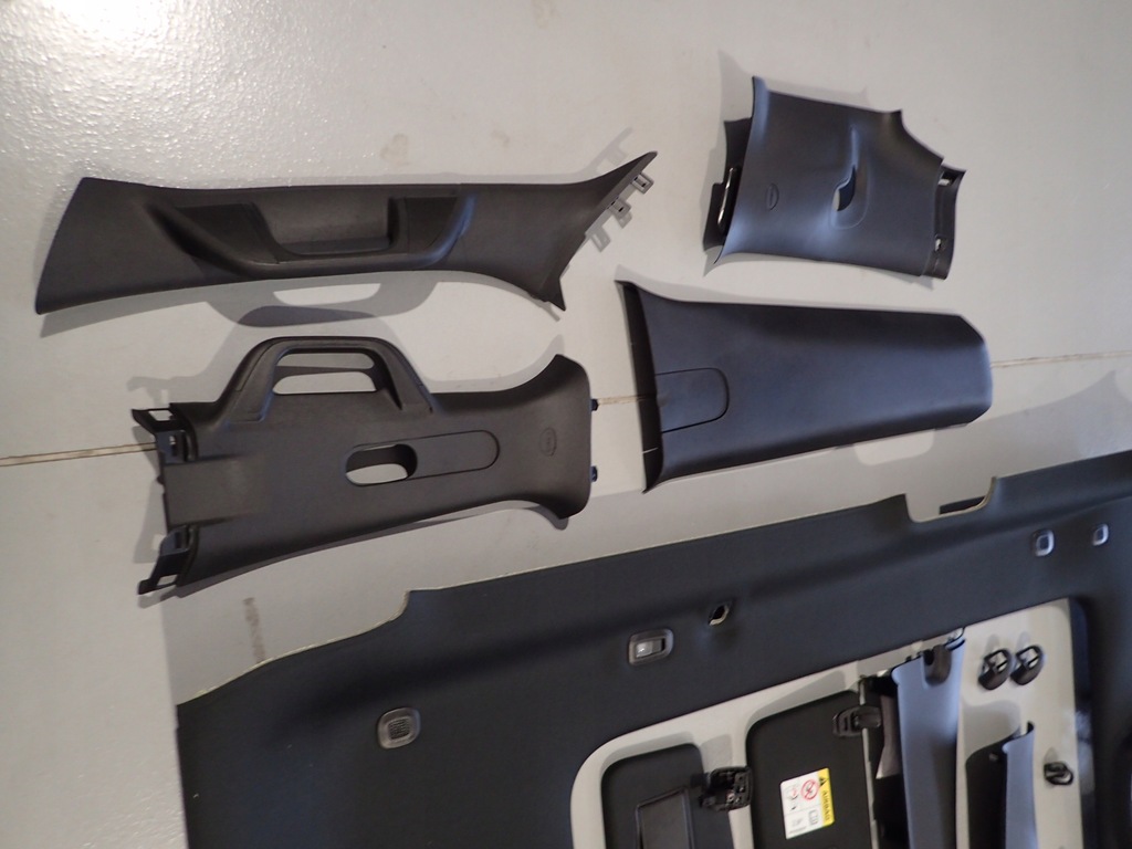 фото №7, Dodge ram v 19r. стеля стійки spływy