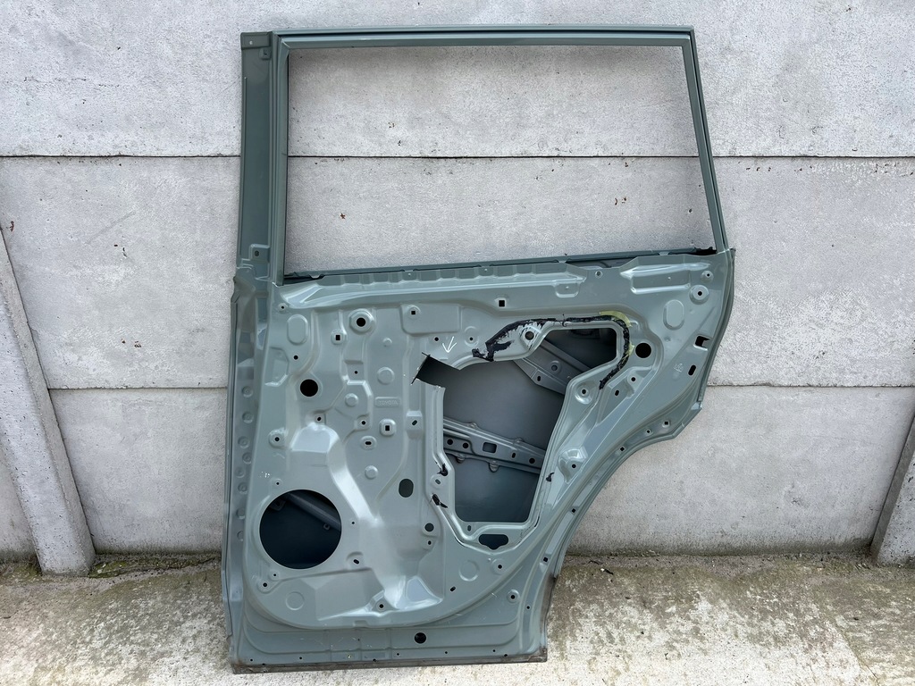 фото №14, Дверь toyota corolla cross задняя правый задние правое