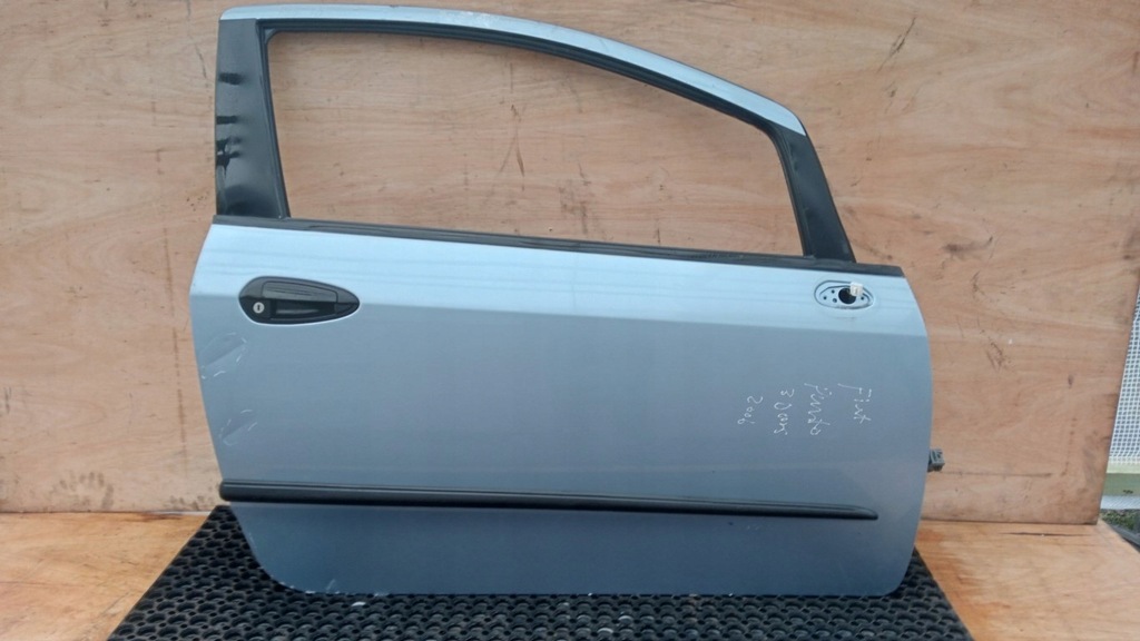 фото №1, Fiat grande punto 3d двері перед правий 457/b