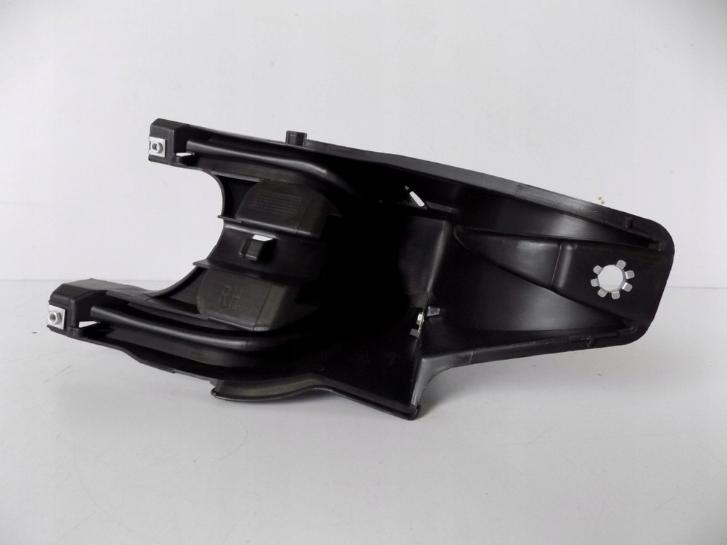 фото №8, Bmw x5 e70 кронштейн крила праве - 3968