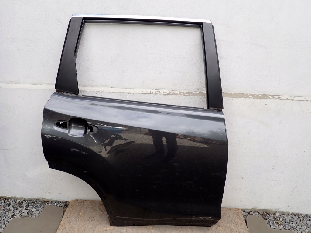 фото №1, Двері праве задні правий задня subaru forester 5 v sk 2018- 60409sj0009p