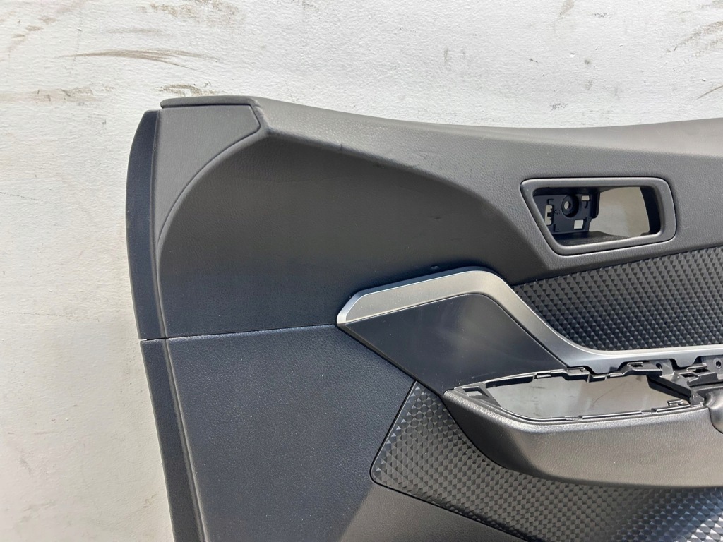 Chr c-hr i рестайлінг  led оббивка обшивка двері правий перед чорний odduszony Недорого