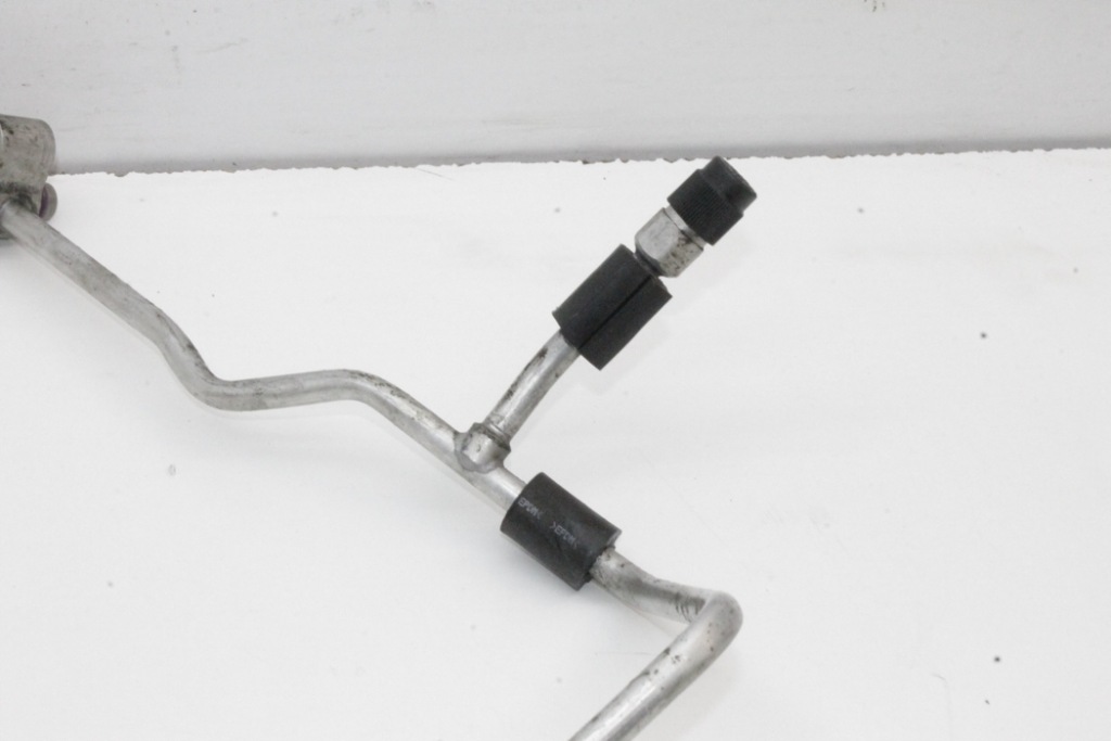 фото №10, Трубки кондиціонера audi q7 4l 7l6820750ag 3.0l дизель 176kw 2010