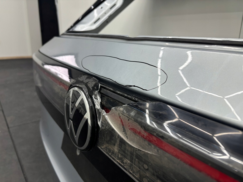 Vw tiguan iii 2024r-- крышка багажника багажника задняя задняя Доставка