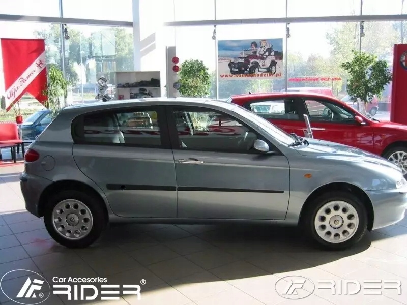 фото №1, Alfa romeo 147 накладки бічний