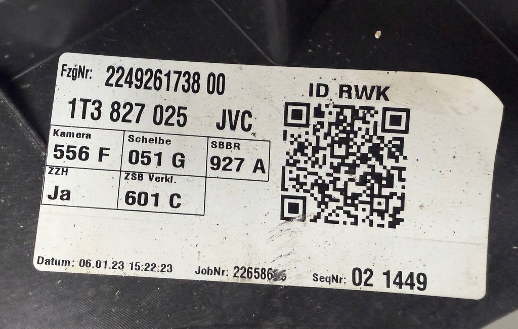 фото №6, Vw id buzz 1t3 крышка багажника задняя накладка молдинг 1t3827025