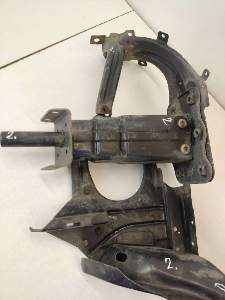 Амортизатор бампера передний перед сторона правая mercedes cls a2196200295 Недорого