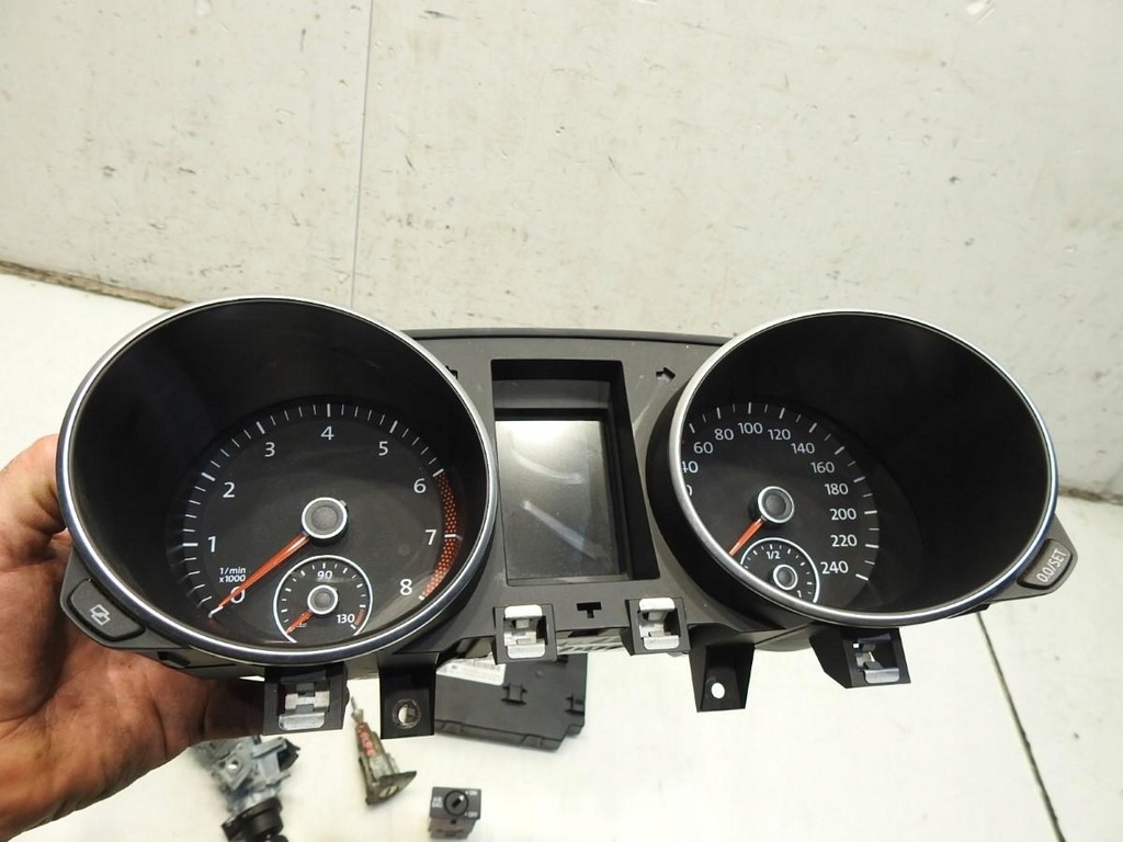 фото №8, Набор стартовый vw golf vi 1.4 tsi